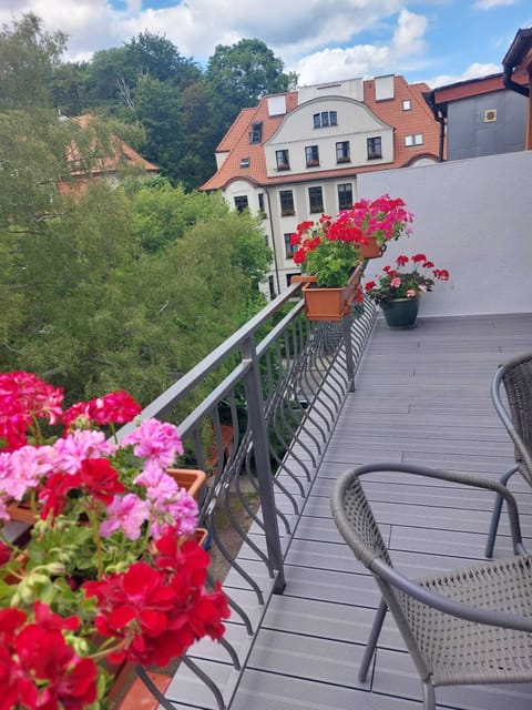 Apartment | Terrace/patio