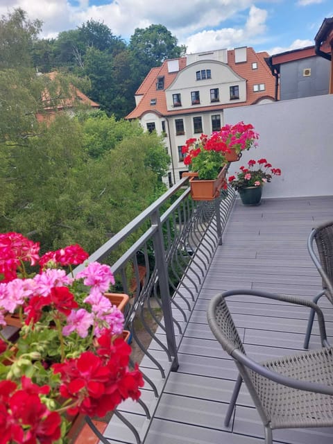 Apartment | Terrace/patio