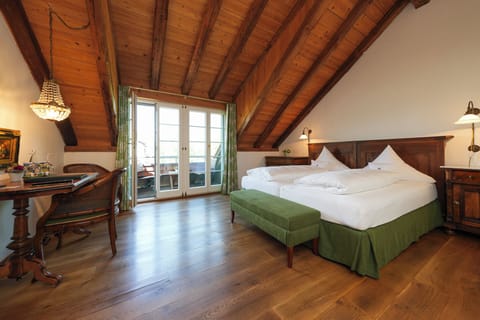 Comfort Double Room, Balcony, Courtyard View | In-room safe, iron/ironing board, free WiFi