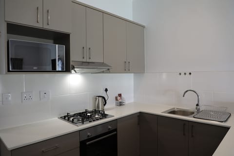 Luxury Studio | Free WiFi, bed sheets