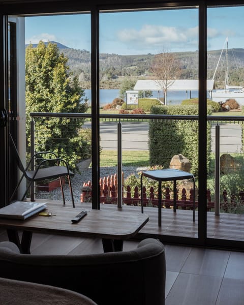 Free cribs/infant beds, free WiFi, bed sheets