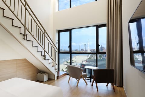 Premium Triple | Individually decorated, individually furnished, free WiFi, bed sheets