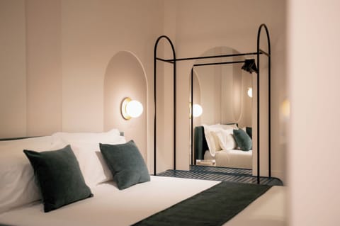 Basic Double or Twin Room | Minibar, desk, laptop workspace, free WiFi