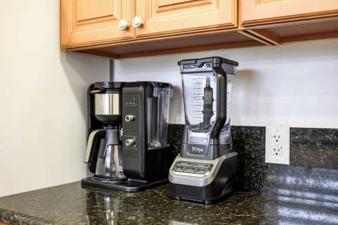 Apartment, 2 Queen Beds, Patio, Garden View (307-3 Alhambra) | Miscellaneous