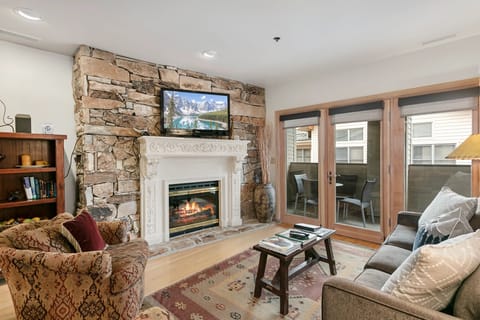 Condo, 1 Bedroom | Living area | Smart TV