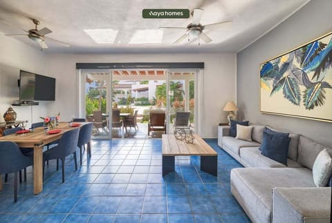 House, Multiple Beds, Patio, Beach View (Las Alamandas 7) | Living area
