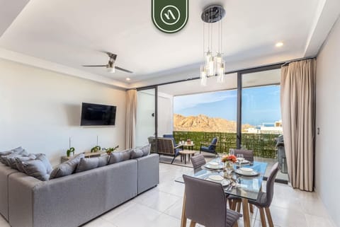 Apartment, Multiple Beds, Balcony, City View (Torre Maria 101) | Interior