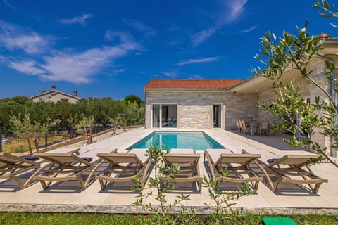 House | 3 bedrooms
