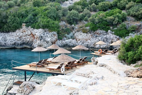 Private beach, free beach cabanas, sun loungers, beach umbrellas