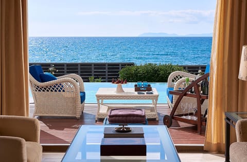 Suite (Olympia) | In-room safe, free WiFi, bed sheets