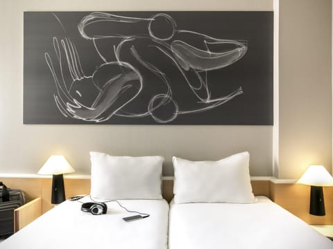 Twin Room, 2 Twin Beds | Desk, blackout drapes, soundproofing, iron/ironing board