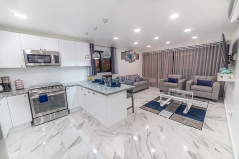 Luxury Condo | Private kitchen