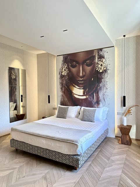 Junior Suite, 1 King Bed with Sofa bed | Down comforters, minibar, desk, laptop workspace