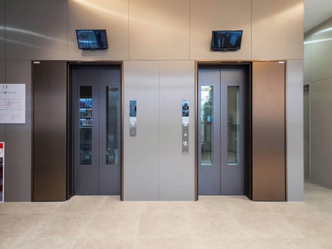 Elevator