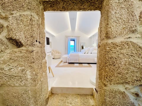 Standard Suite, Sea View | In-room safe, blackout drapes, free WiFi