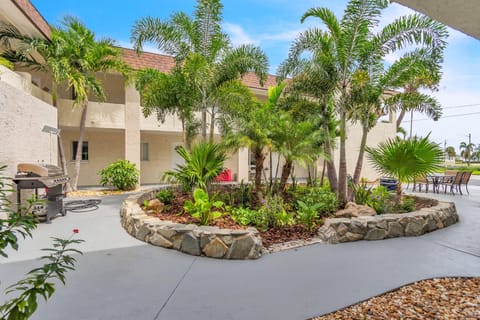 Condo, 1 King Bed with Sofa bed (Indian Oaks #15 - Sun and Fun) | Terrace/patio