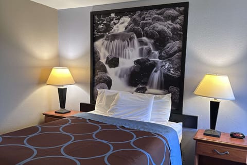 Individually furnished, desk, laptop workspace, blackout drapes