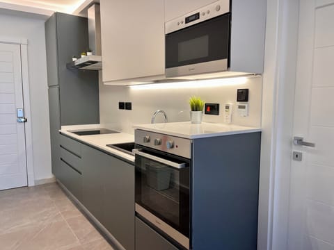 Superior Studio | Private kitchen