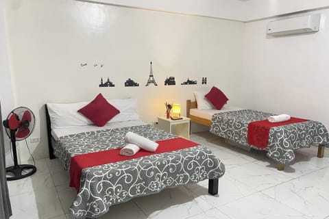 Double Room | Free WiFi, bed sheets