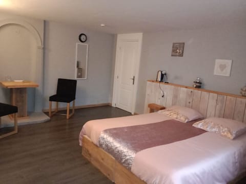 Comfort Double Room, Mountain View | Iron/ironing board, free WiFi