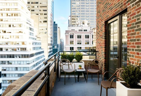 Suite, Balcony (James Renwick) | Terrace/patio