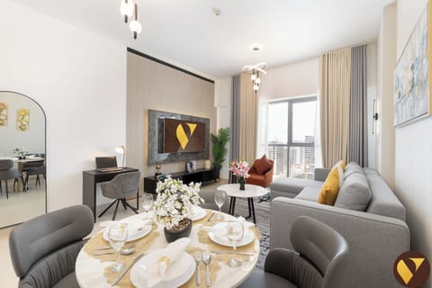 Luxury Apartment, Balcony, City View | Living room | 65-inch Smart TV with satellite channels