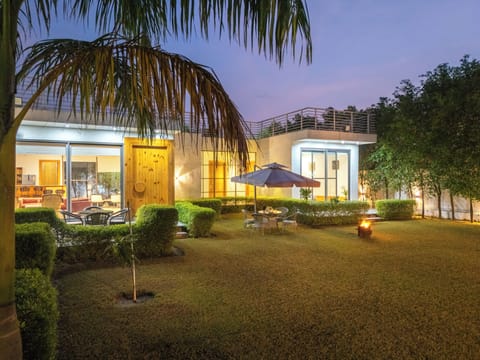 Front of property - evening/night