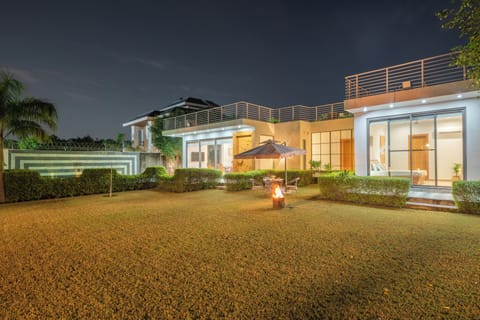 Front of property - evening/night