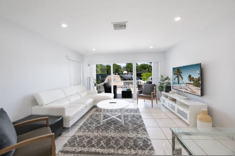 House | 1 bedroom
