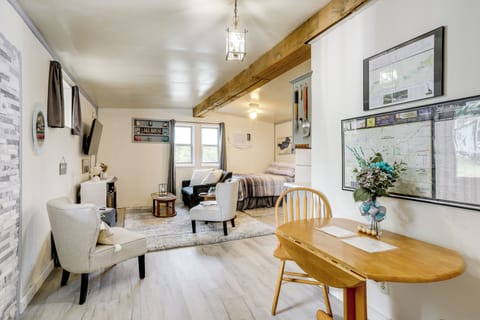 Apartment (0 Bedroom) | Interior