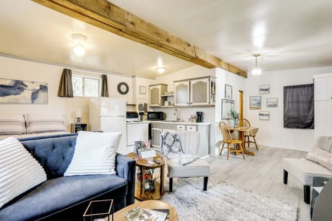 Apartment (0 Bedroom) | Interior