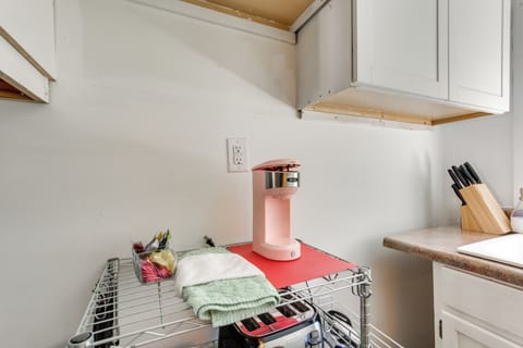 Apartment (0 Bedroom) | Interior