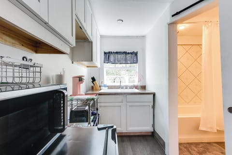 Apartment (0 Bedroom) | Interior