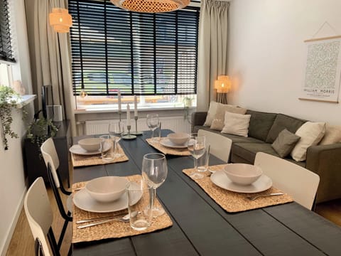 House | Dining