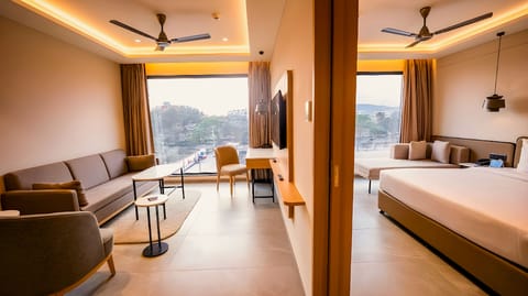 Tropical Suite | Living area