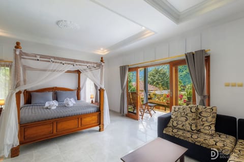 Superior Double Room, Mountain View | Free WiFi, bed sheets