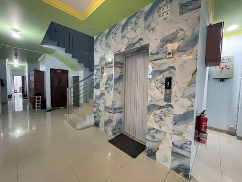 Elevator