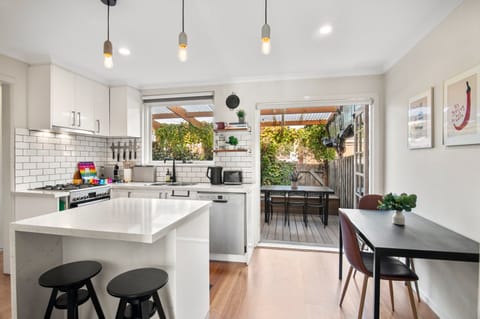 Apartment | Private kitchen | Stovetop, highchair