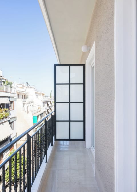 KLEO Eos | Balcony