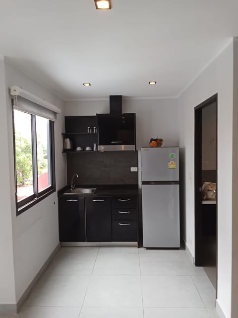 Apartment, Balcony, Park View | Private kitchen | Fridge, microwave, stovetop, cookware/dishes/utensils