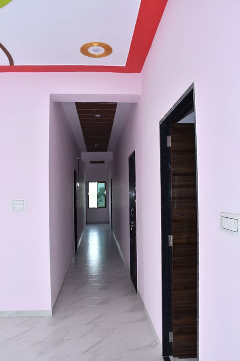 Deluxe Double Room | Laptop workspace, WiFi (free)