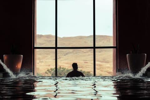 Sauna, steam room, massages