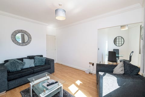 Classic Townhome, Non Smoking | Living area