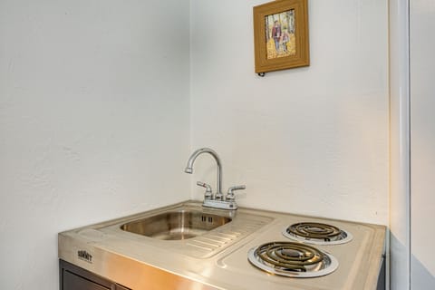 Apartment (0 Bedroom) | Interior