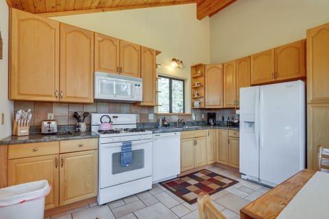 Apartment (0 Bedroom) | Interior