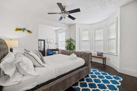 Comfort House, Non Smoking, City View | Premium bedding, desk, laptop workspace, free WiFi