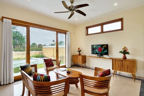 Villa, Valley View | Living area