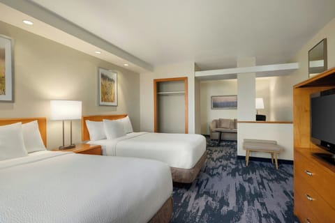 Suite, 2 Double Beds | Premium bedding, in-room safe, desk, laptop workspace