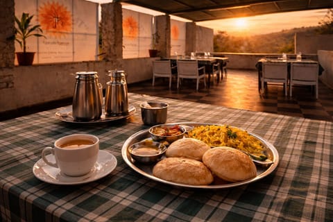 Daily local cuisine breakfast for a fee