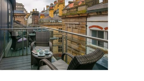 Superior Double Room with Balcony | In-room safe, blackout drapes, iron/ironing board, free WiFi